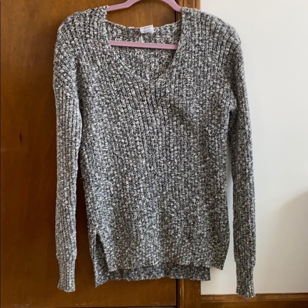 Grey sweater
